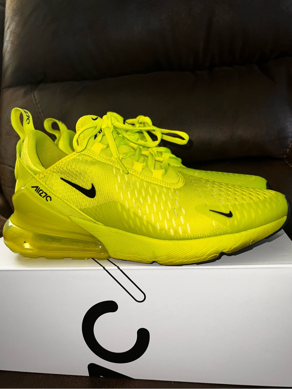 Nike Air Max 270. PREOWNED.